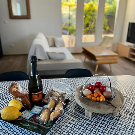 Lido De La Marana: Beachfront With Private Pool *