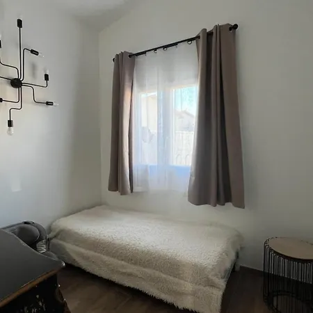 Apartment Lido De La Marana: Beachfront With Private Pool Bastia (Corsica)